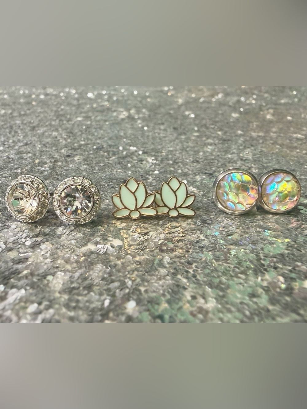 💕✨Cute trio of studs
